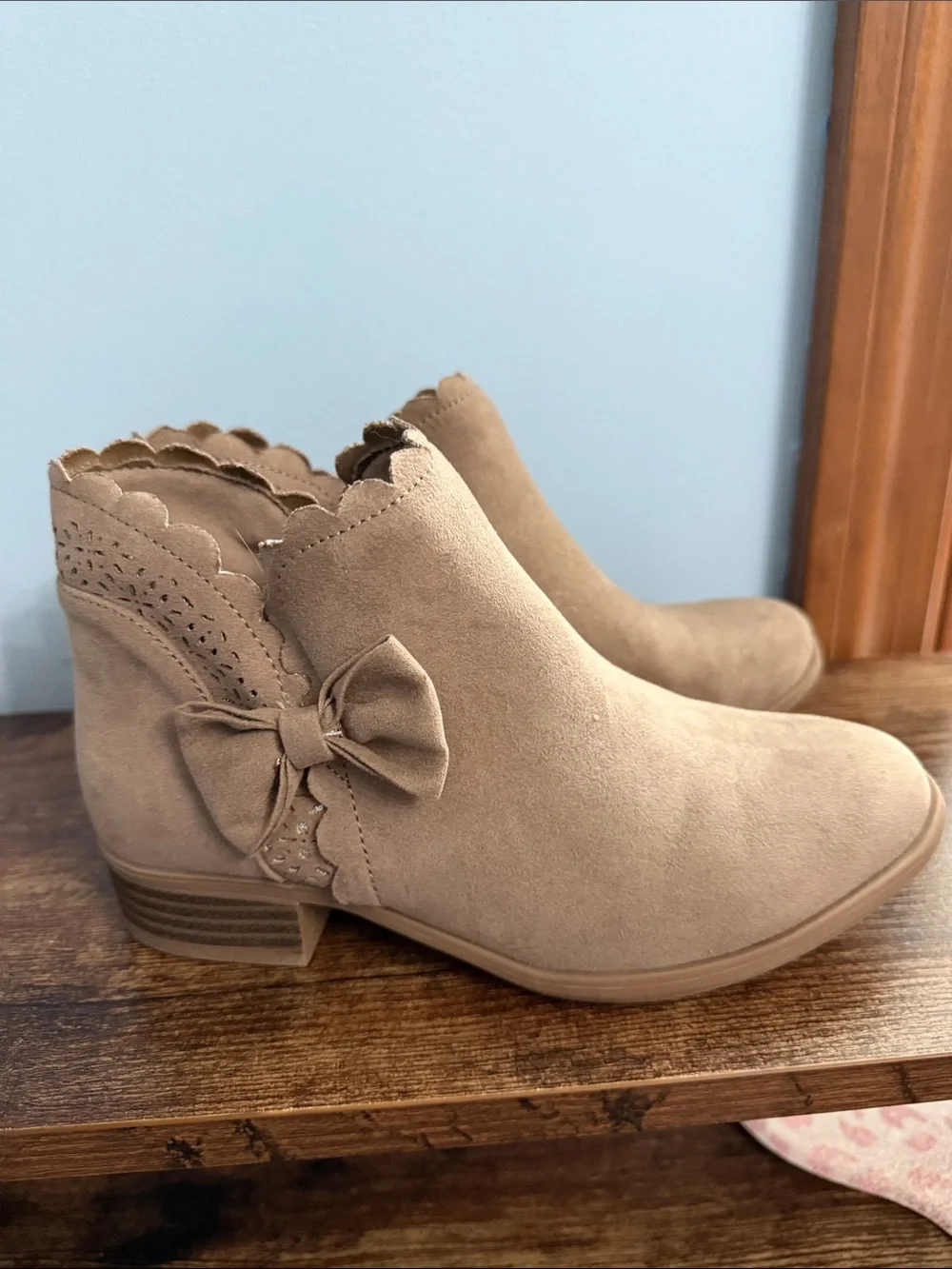 Girls Bow-Accent Ankle Booties